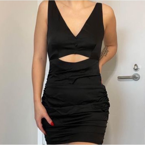 BLACK Zara Dress - Picture 1 of 2